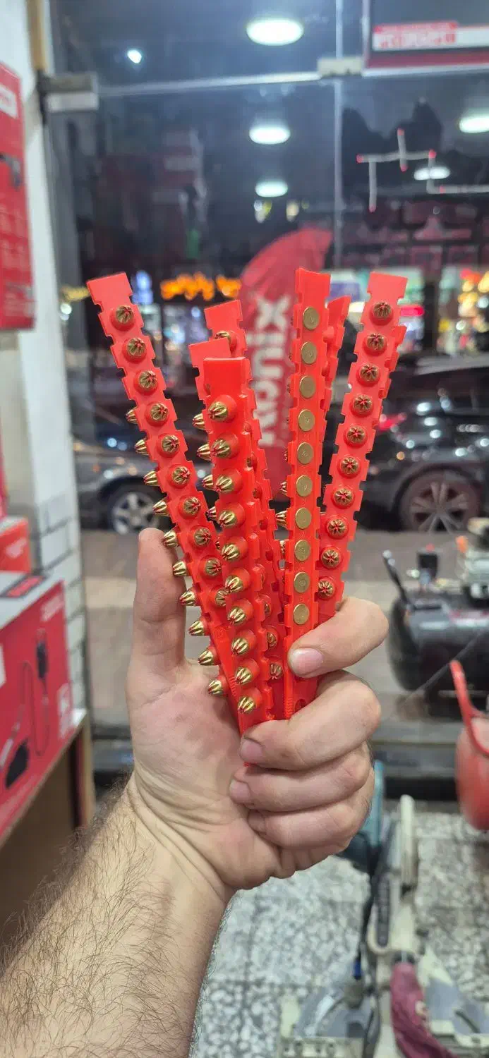 میخ و چاشنی / تفنگ چاشنی /میخکوب باروتی|ابزارآلات|رشت, پاستوریزه|دیوار