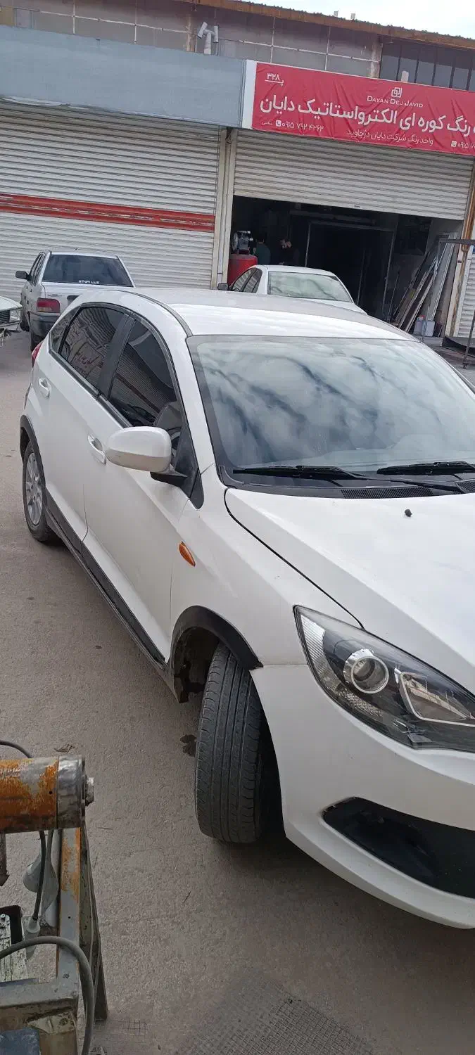 ام وی ام ۳۱۵ مدل ۹۵|خودرو سواری و وانت|مشهد, بهمن|دیوار