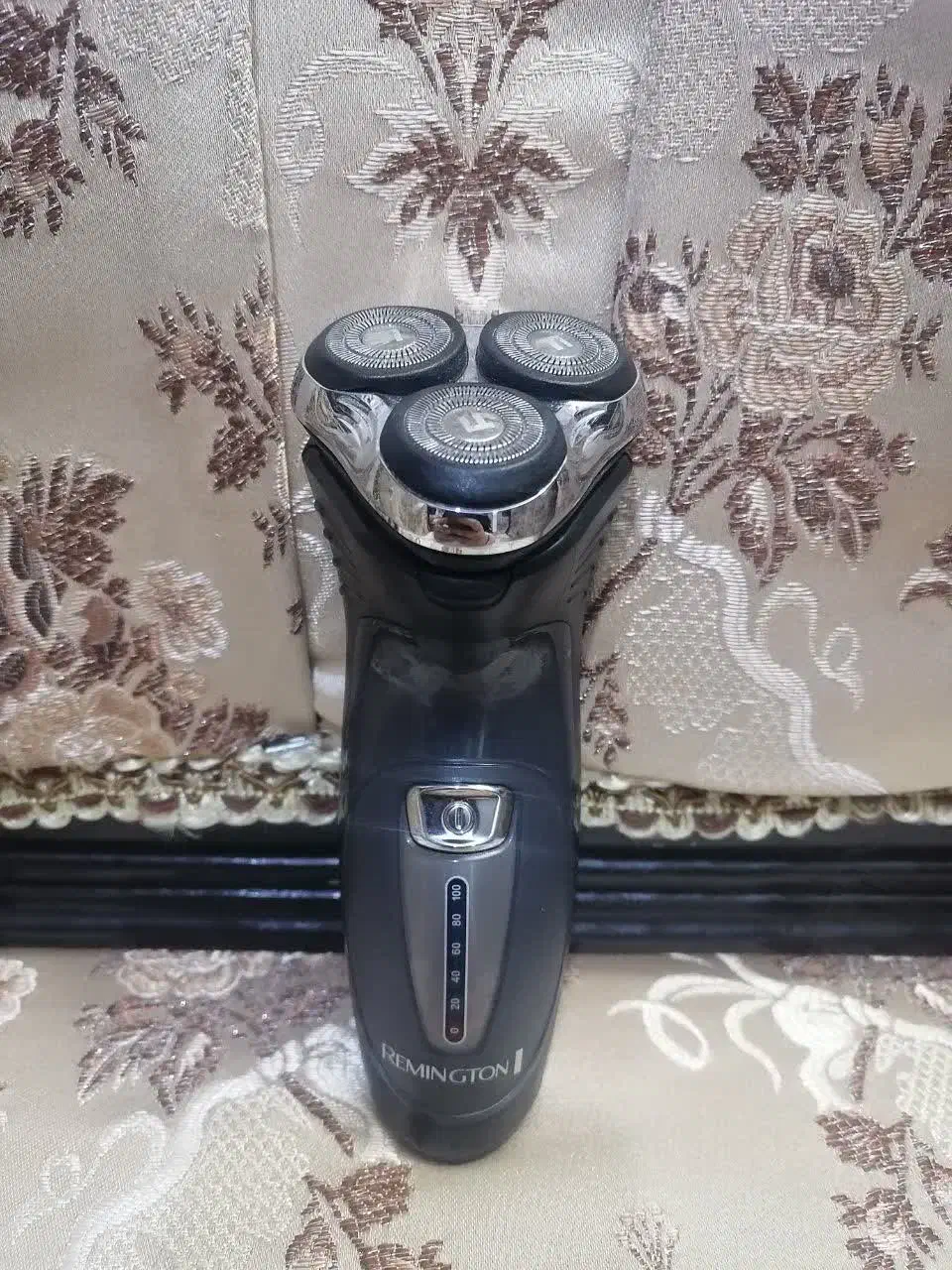 ریش تراش رمیگتون اصل آمریکا در حو نو|آرایشی، بهداشتی، درمانی|سراب, |دیوار