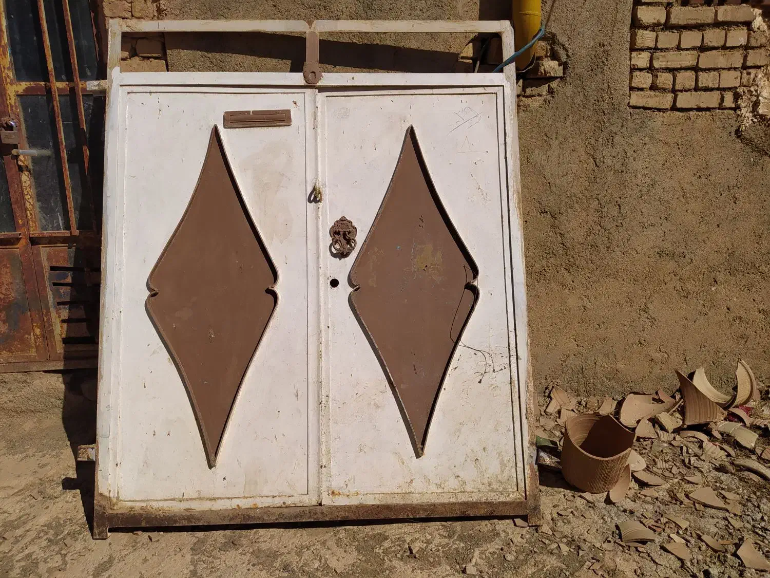 درب حیاط|مصالح و تجهیزات ساختمان|لالجین, |دیوار