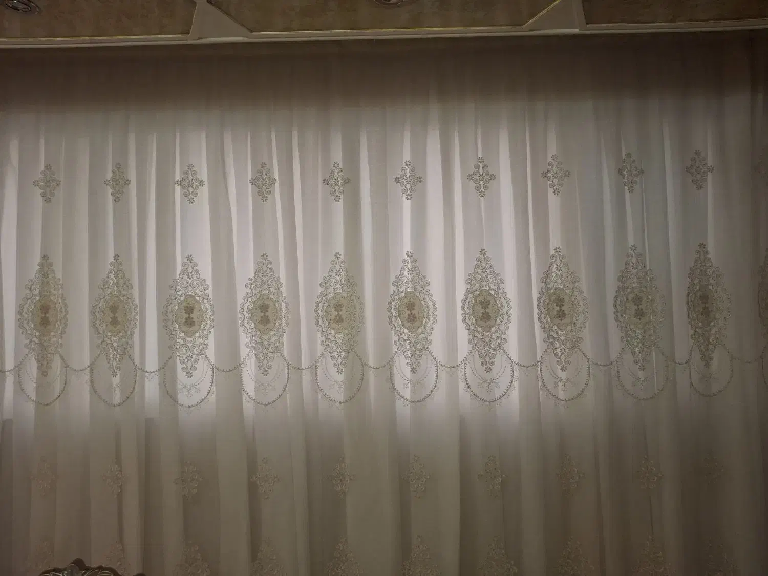 سلام پرده در حد نو طول ۲۷۰ و عرض ۵ متر|پرده، رانر، رومیزی|بندرعباس, |دیوار