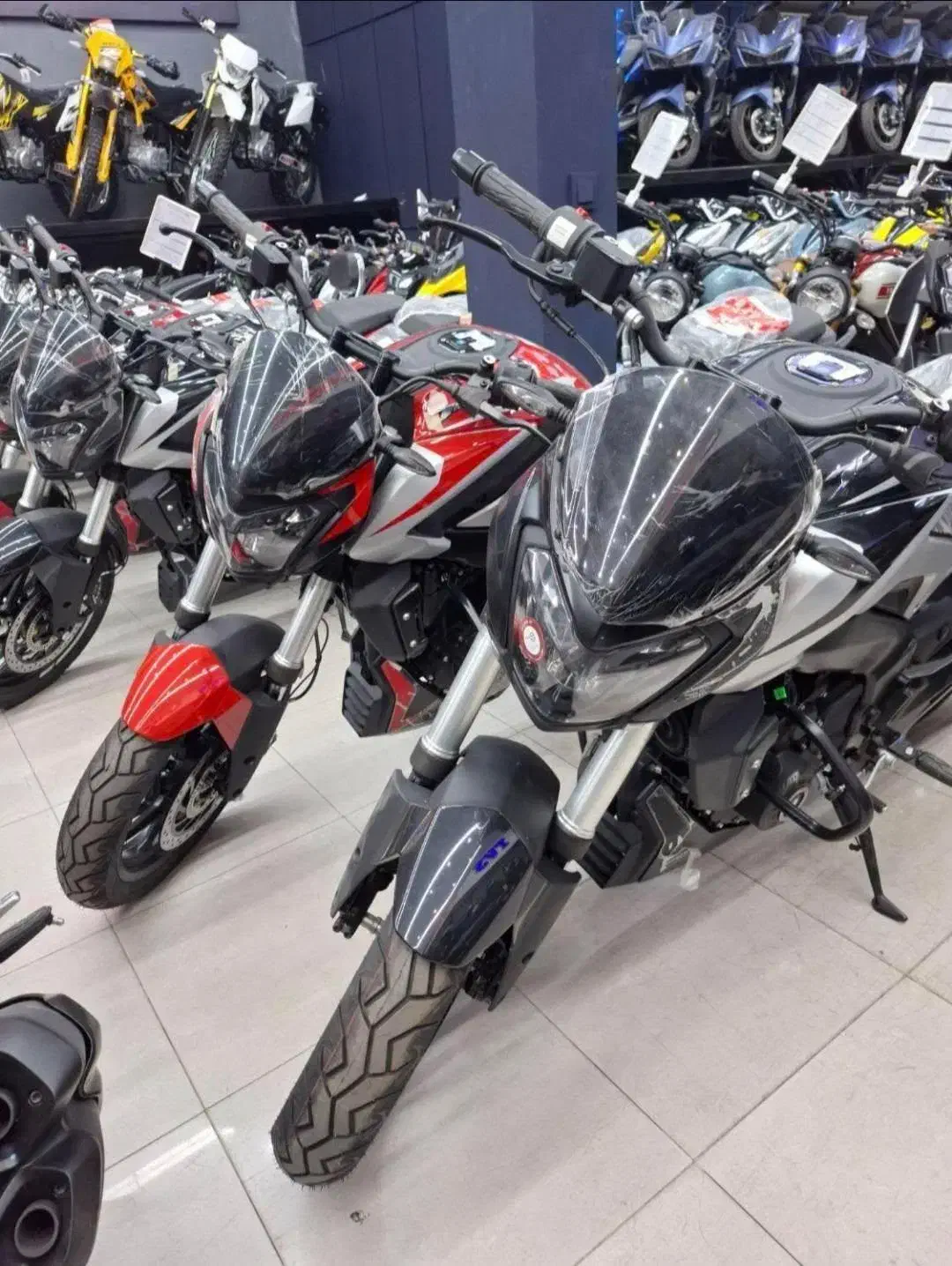 دومینار ۲۵۰ ns (اقساط ۱۶ماهه)|موتورسیکلت|تهران, هاشمی|دیوار