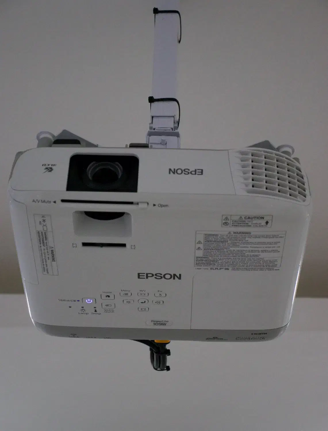 ویدیو پرژکتور epson powerlite 109w|تلویزیون و پروژکتور|گلستان (تهران), |دیوار