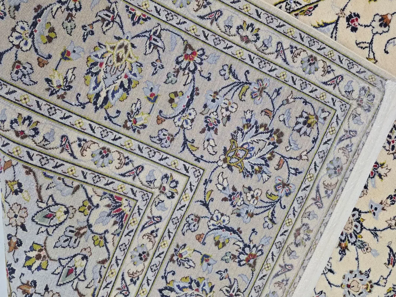 جفت ۱۲ متری کاشان|فرش|میانه, |دیوار