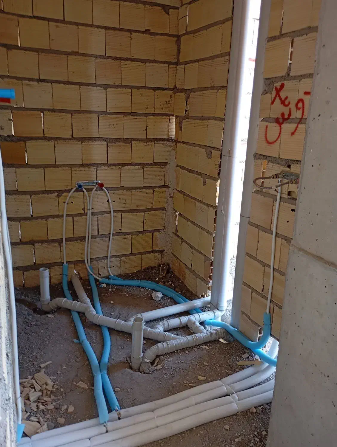 نیازمند نیروی کار تآسیساتی|استخدام معماری، عمران و ساختمانی|محمدیه-قزوین, |دیوار