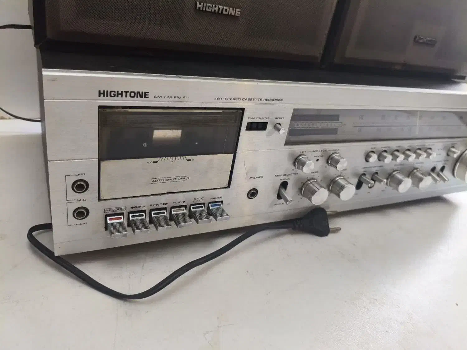 استریو سالم ژاپنی|کلکسیون اشیاء عتیقه|فولادشهر, مسکن مهر فولادشهر|دیوار