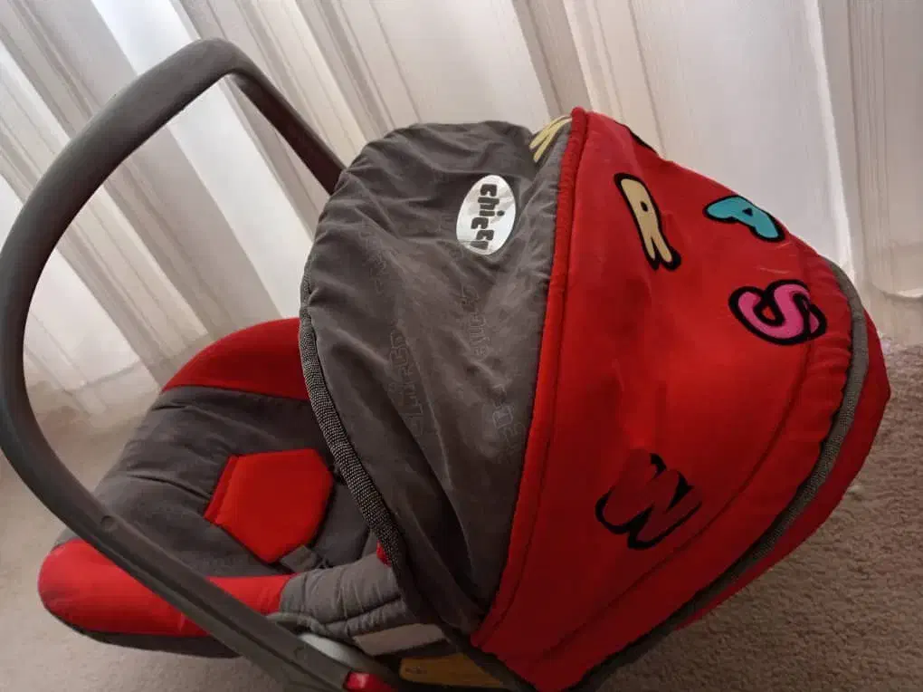 کریر در حد نو|کالسکه و لوازم جانبی|نجف‌آباد, طالقانی|دیوار