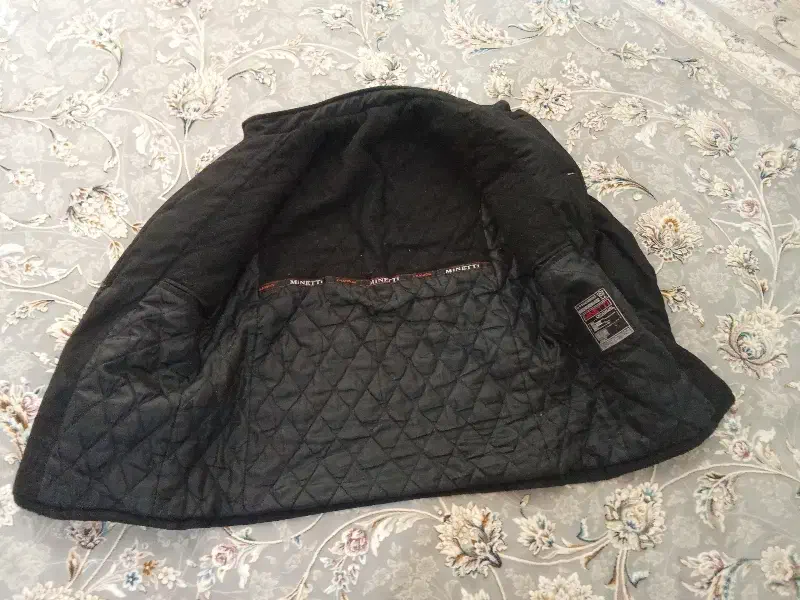 کاپشن|لباس|کوهدشت, |دیوار