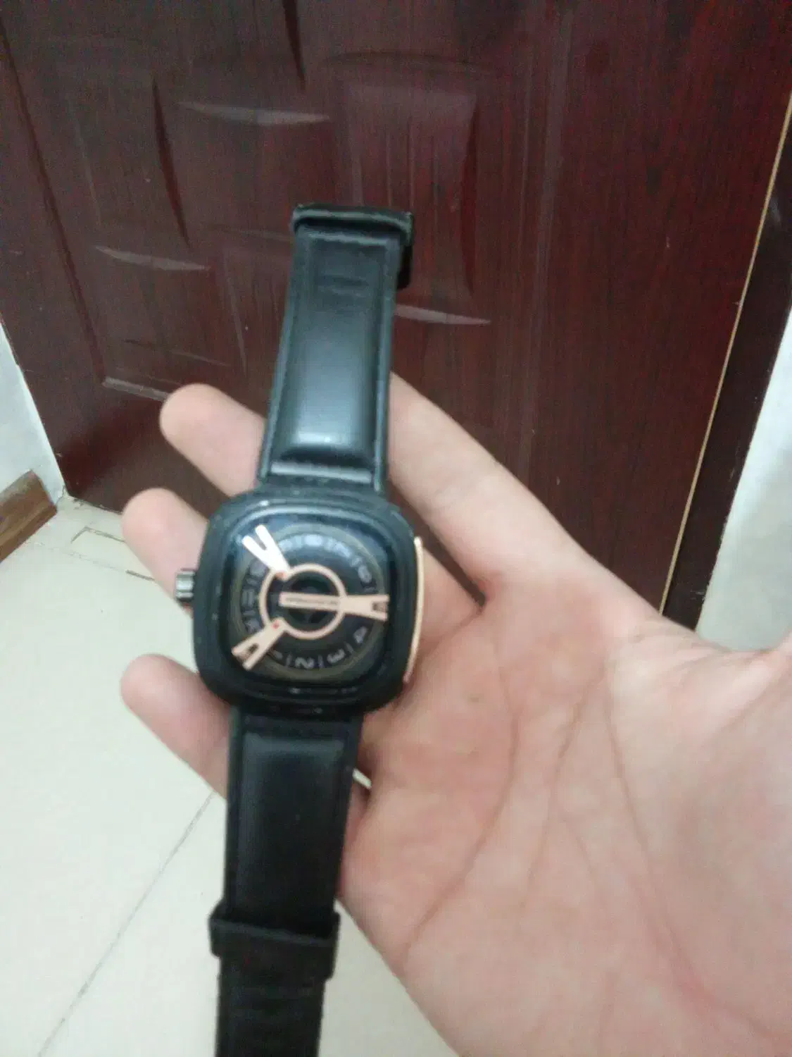 ساعت کاملا سالم مربعی|ساعت|گلپایگان, |دیوار