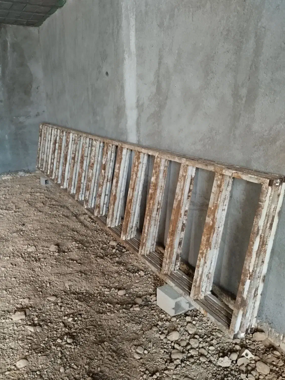 قفسه قارچ|کتابخانه، شلف، قفسه‌های دیواری|شوشتر, |دیوار