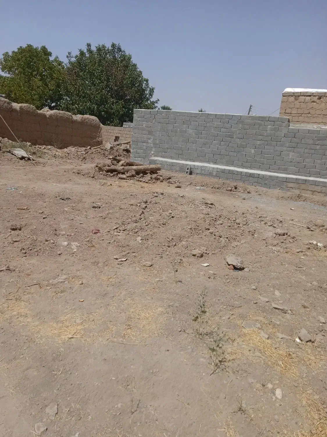 فروش خانه و زمین ۶00متری|فروش آپارتمان|شاهین دژ, |دیوار