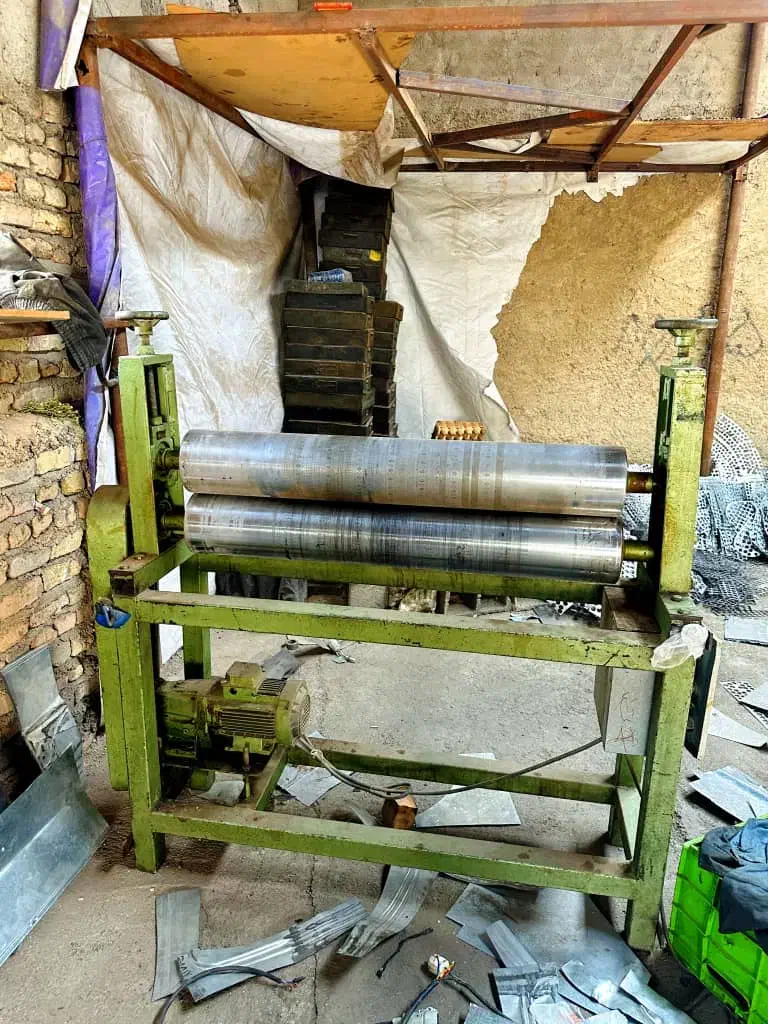 دو عدد دستگاه پرس 6 تن متغیر ویک عدد دستگاه نورد|ماشینآلات صنعتی|بهارستان, |دیوار