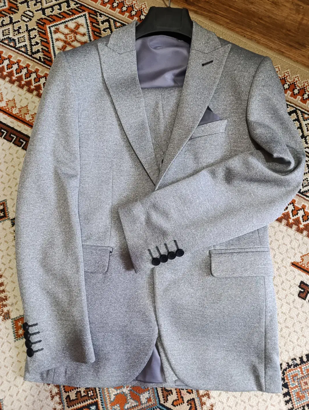 کت شلوار و جلیقه|لباس|شیراز, طلاب|دیوار