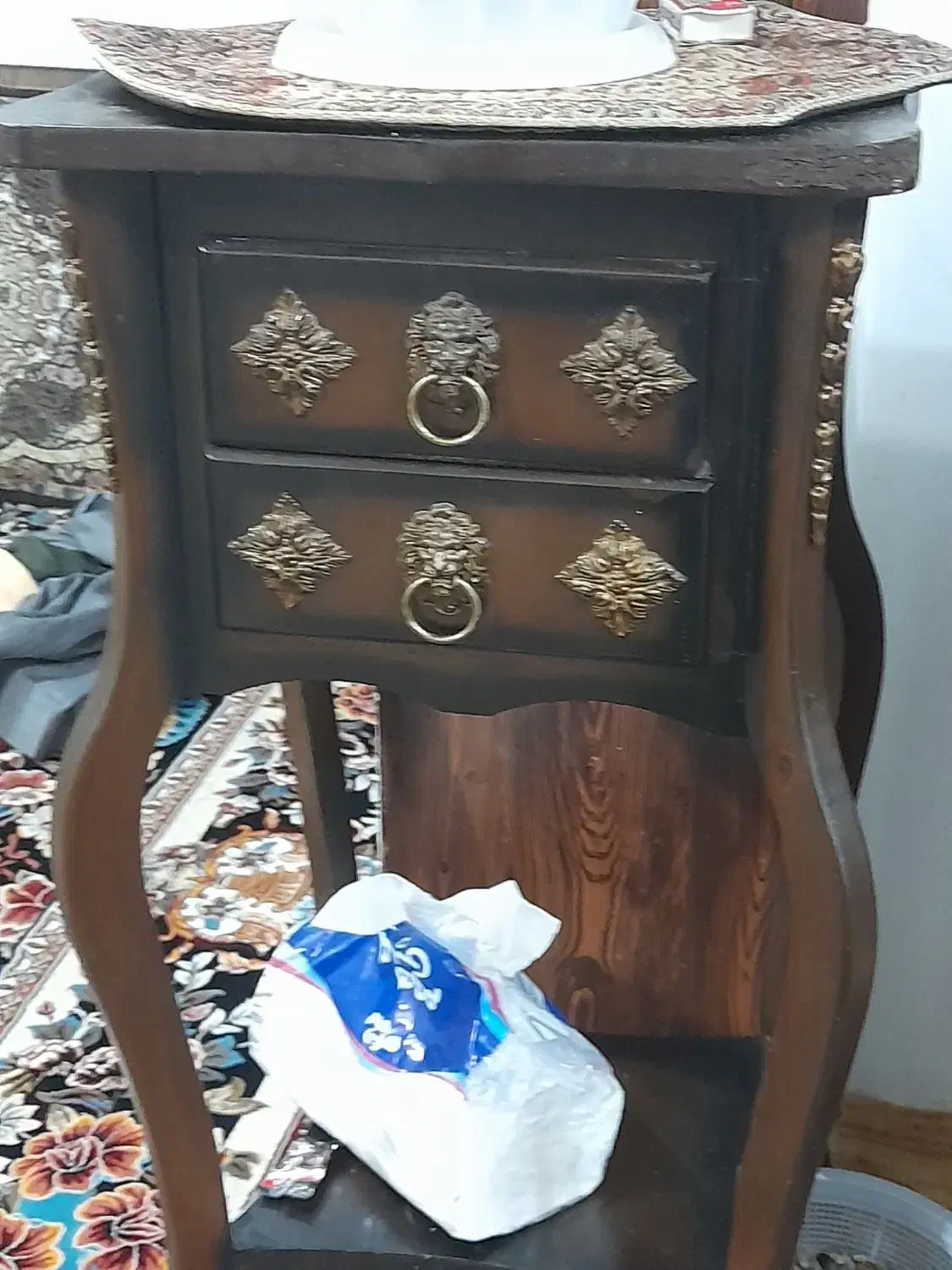 میز|میز تلفن|شفت, |دیوار