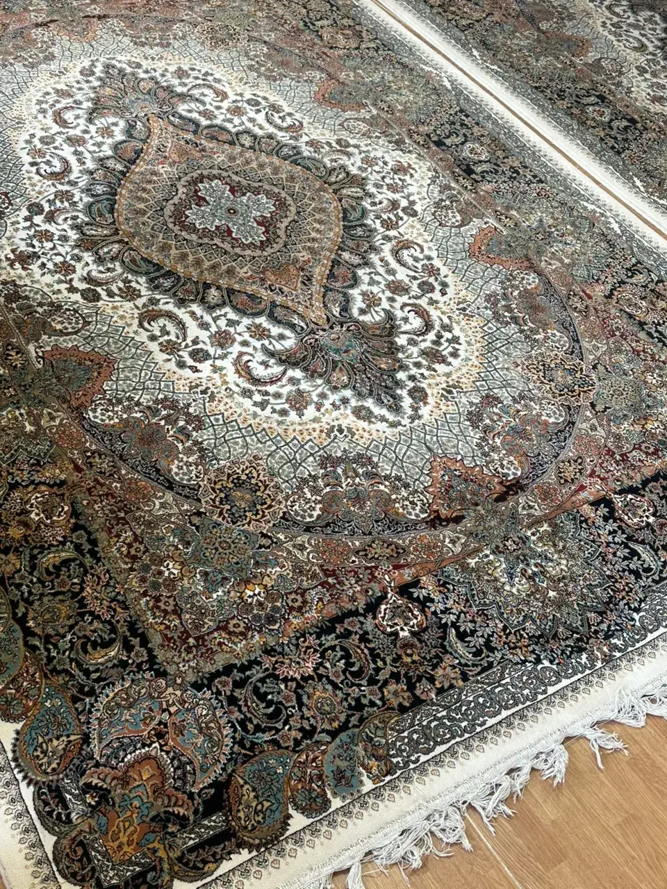 فرش 6متری|فرش|ارومیه, |دیوار