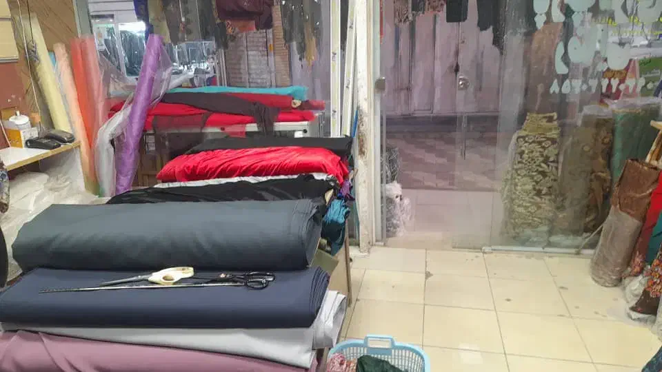 مغازه بازار قدیم راسته حسینیه معتمدی|فروش مغازه و غرفه|بندر گناوه, |دیوار