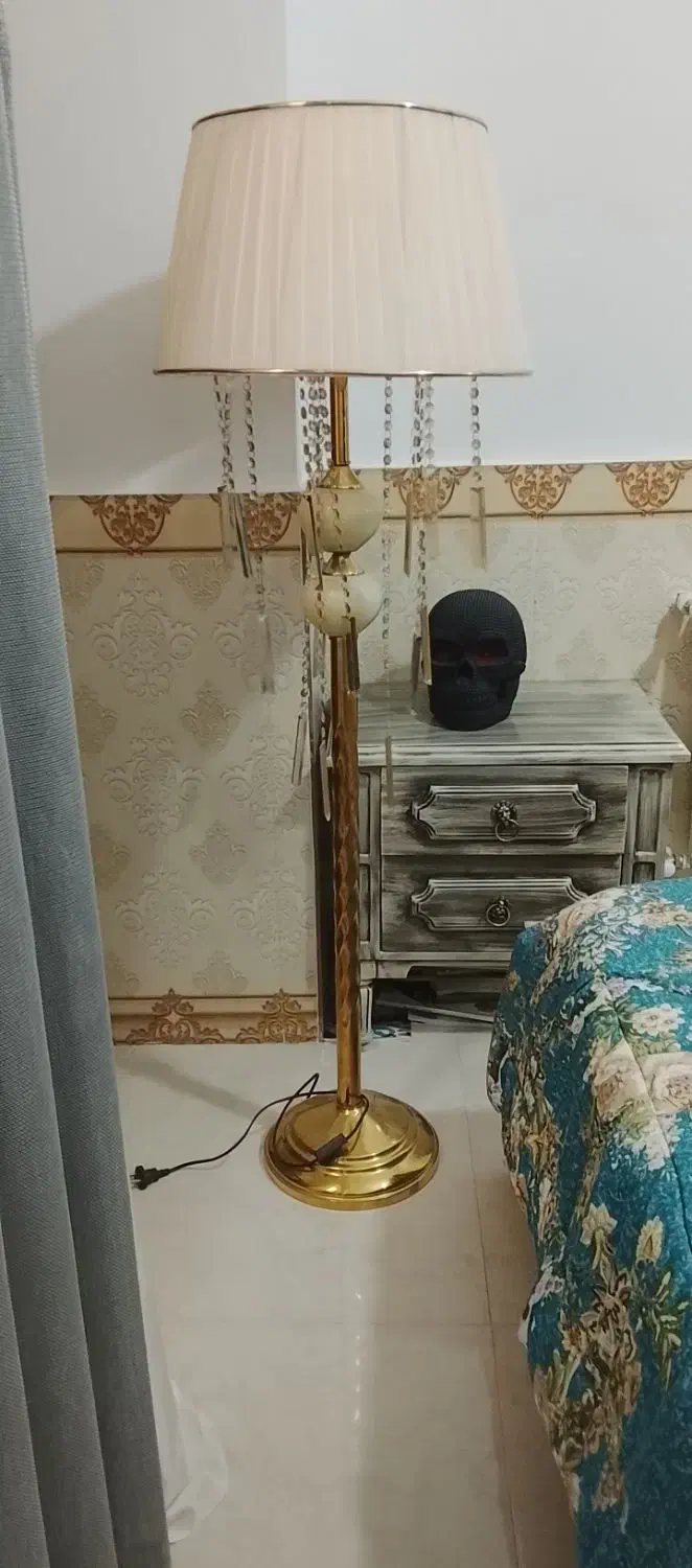 آباجر|چراغ خواب و آباژور|پاکدشت, پاکدشت (مامازند)|دیوار