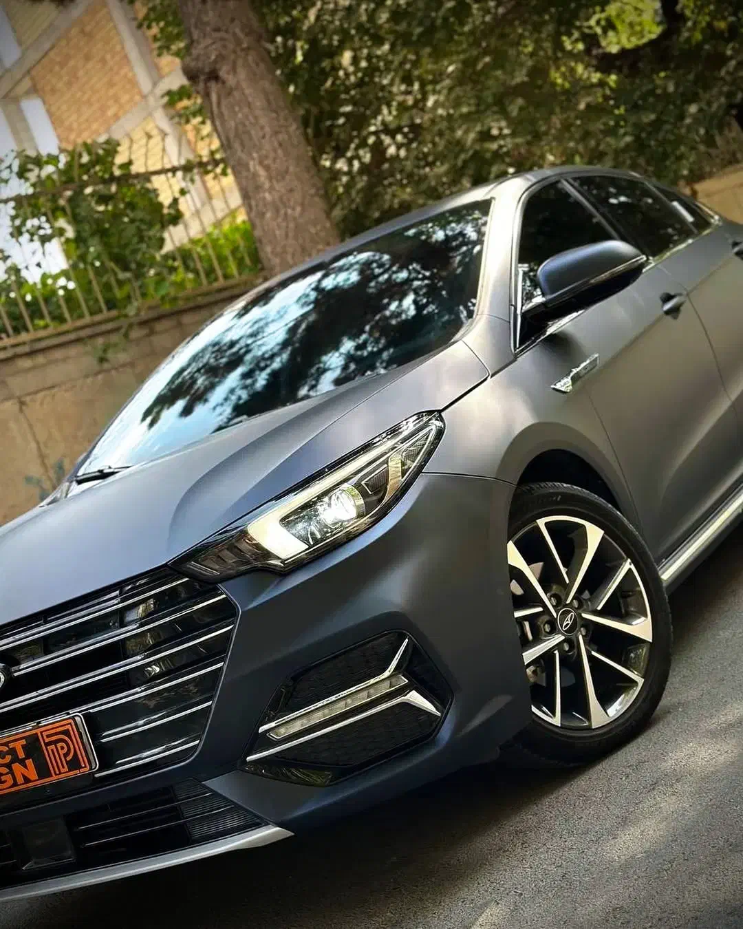 ارائه شیشه دودی و برچسب دودی با گارانتی 500 تومان|خدمات موتور و ماشین|کرج, حیدرآباد|دیوار