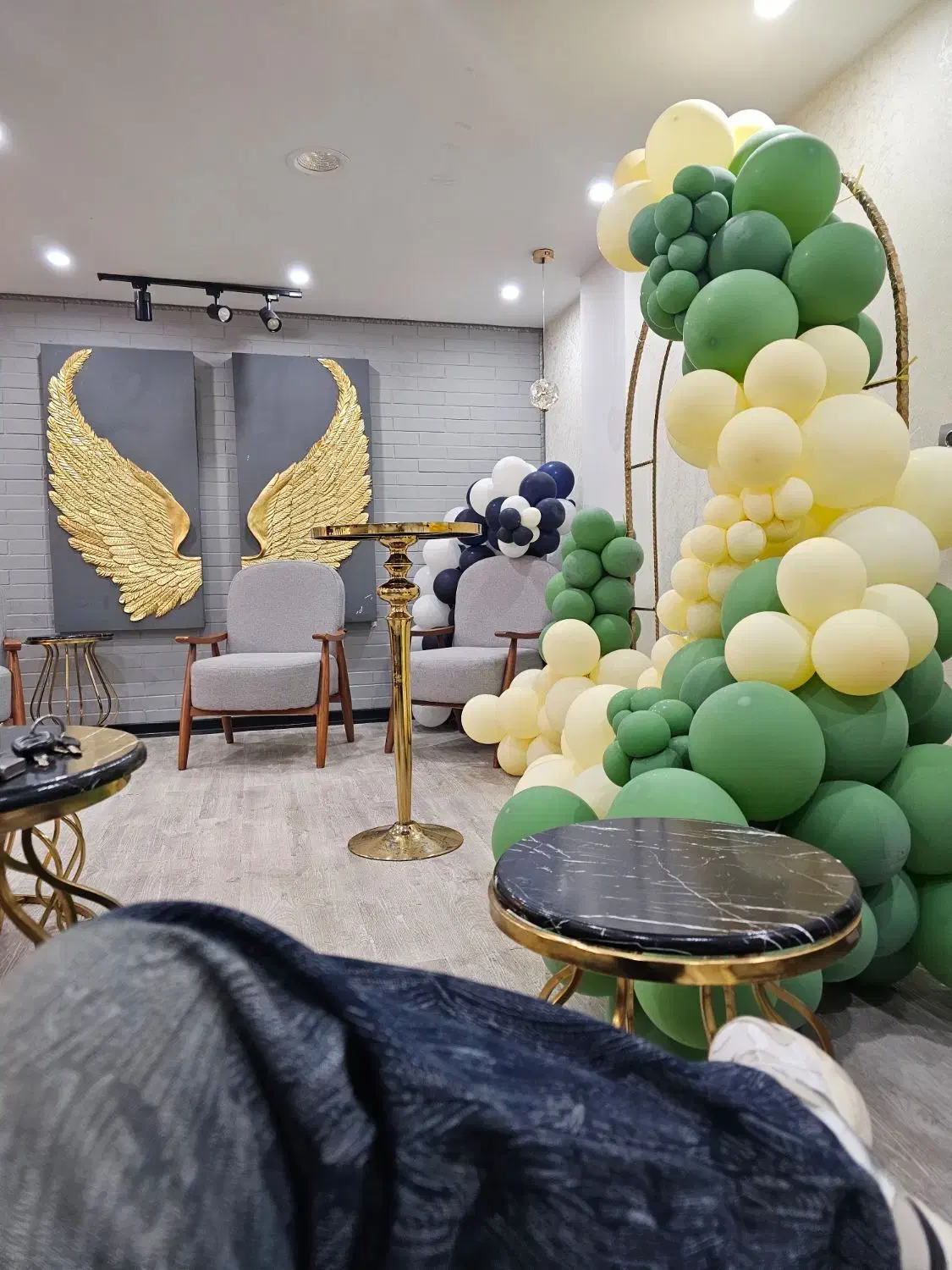 استخدام در کافه فست فود|استخدام خدمات فروشگاه و رستوران|خرم‌آباد, |دیوار