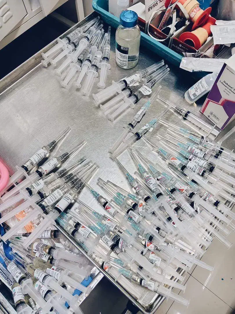 سرم تراپی و تزریقات در منزل|خدمات آرایشگری و زیبایی|ارومیه, |دیوار