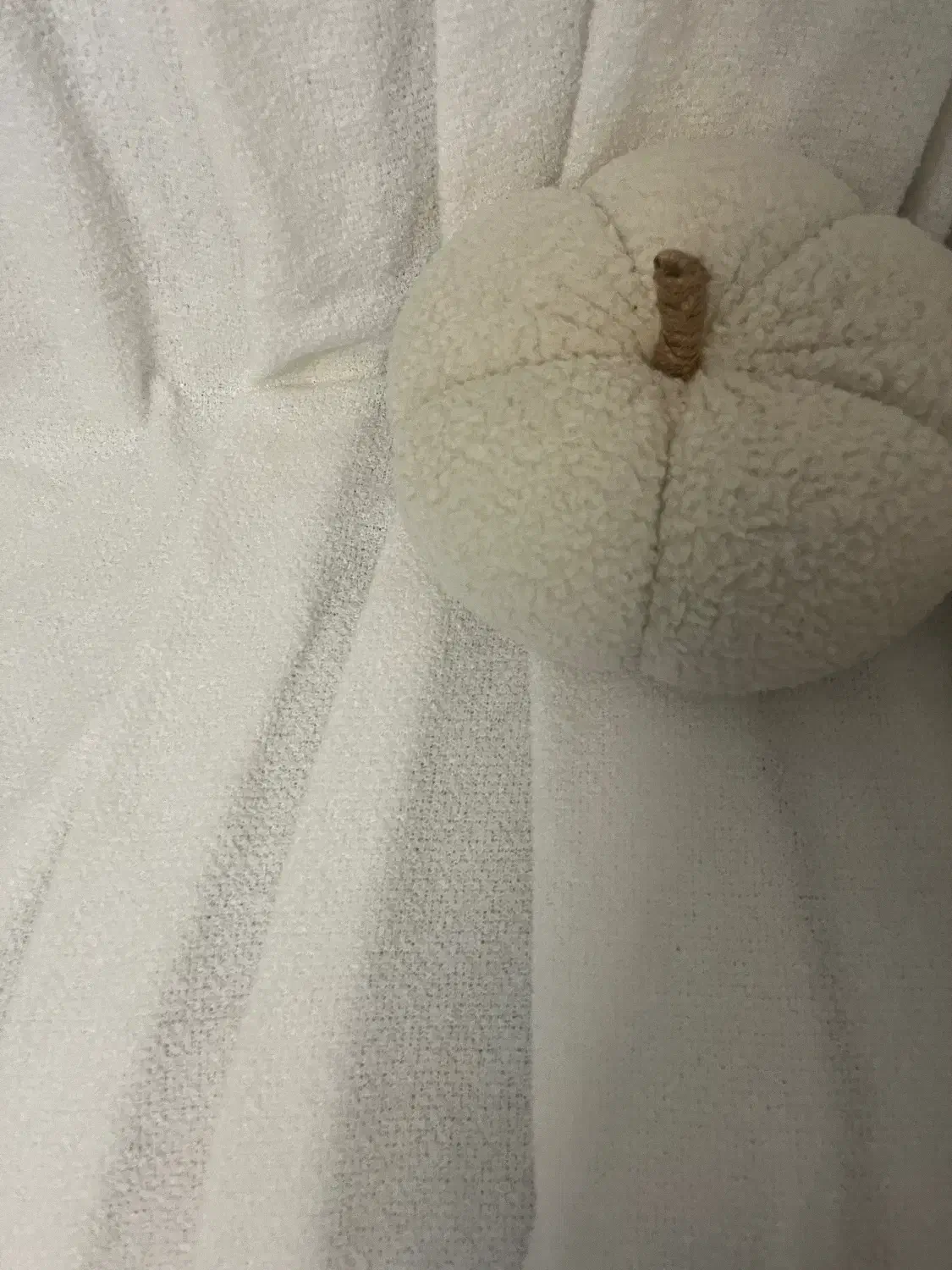 شال دکوری روی مبل|مبلمان خانگی و میز عسلی|قم, نیروگاه|دیوار