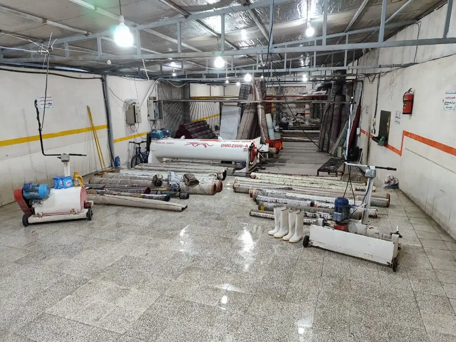 قالیـشویـی حـوض نقـره|خدمات نظافت|کاشان, لتحر|دیوار