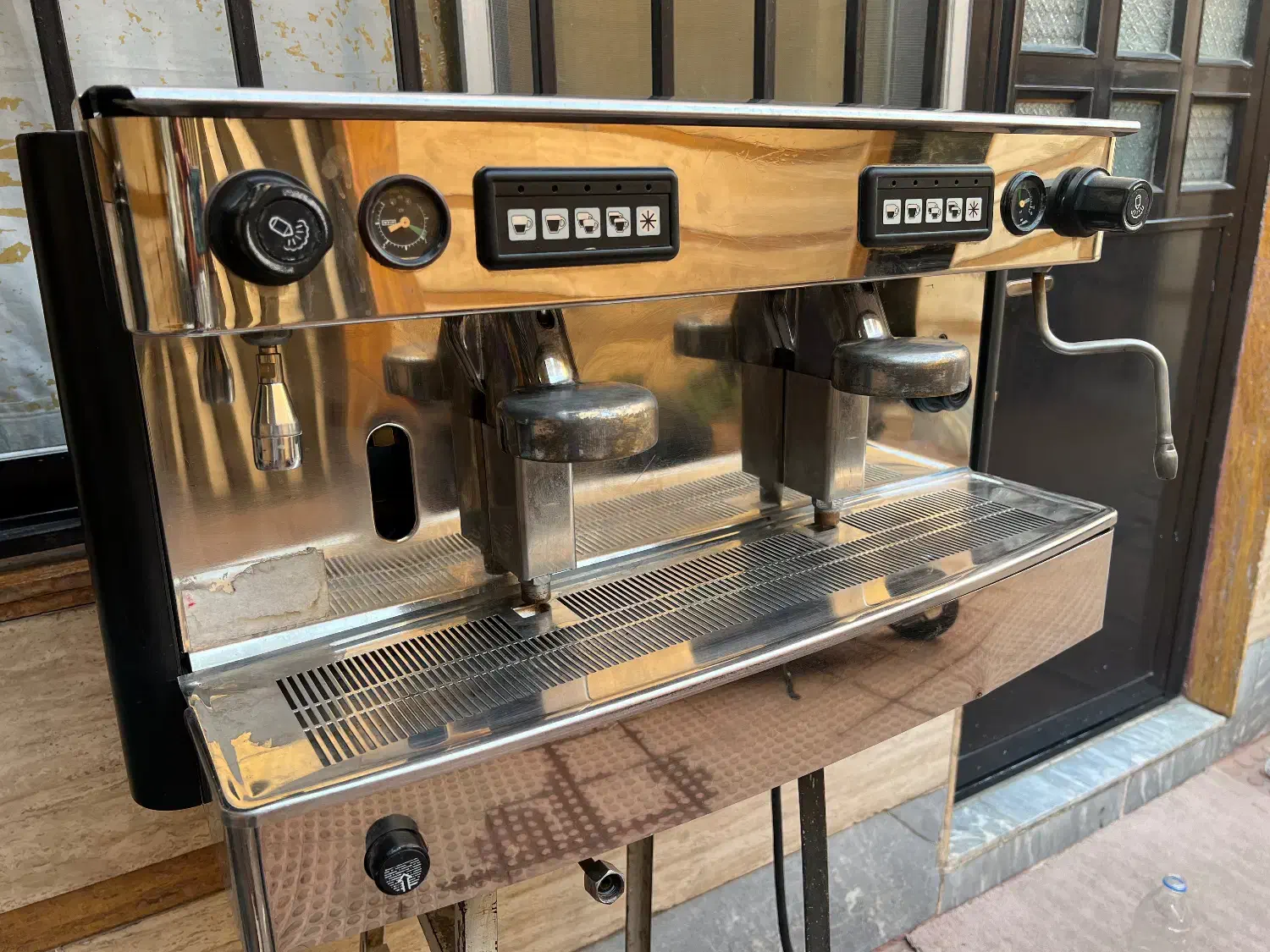 دستگاه اسپرسو دو گروپ و آسیاب|کافی‌شاپ و رستوران|تهران, الهیه|دیوار