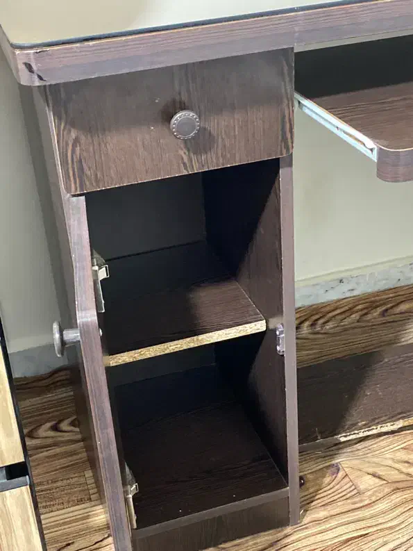 میز کامپیوتر|میز تحریر و کامپیوتر|سبزوار, هویزه|دیوار