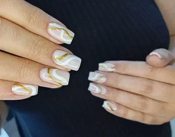 آموزش و انجام کلیه خدمات ناخن|خدمات آرایشگری و زیبایی|خرم‌آباد, |دیوار