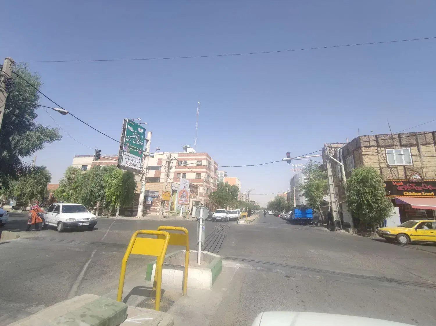 مغازه تمام تجاری بر چمران|فروش مغازه و غرفه|قم, حنیف نژاد|دیوار