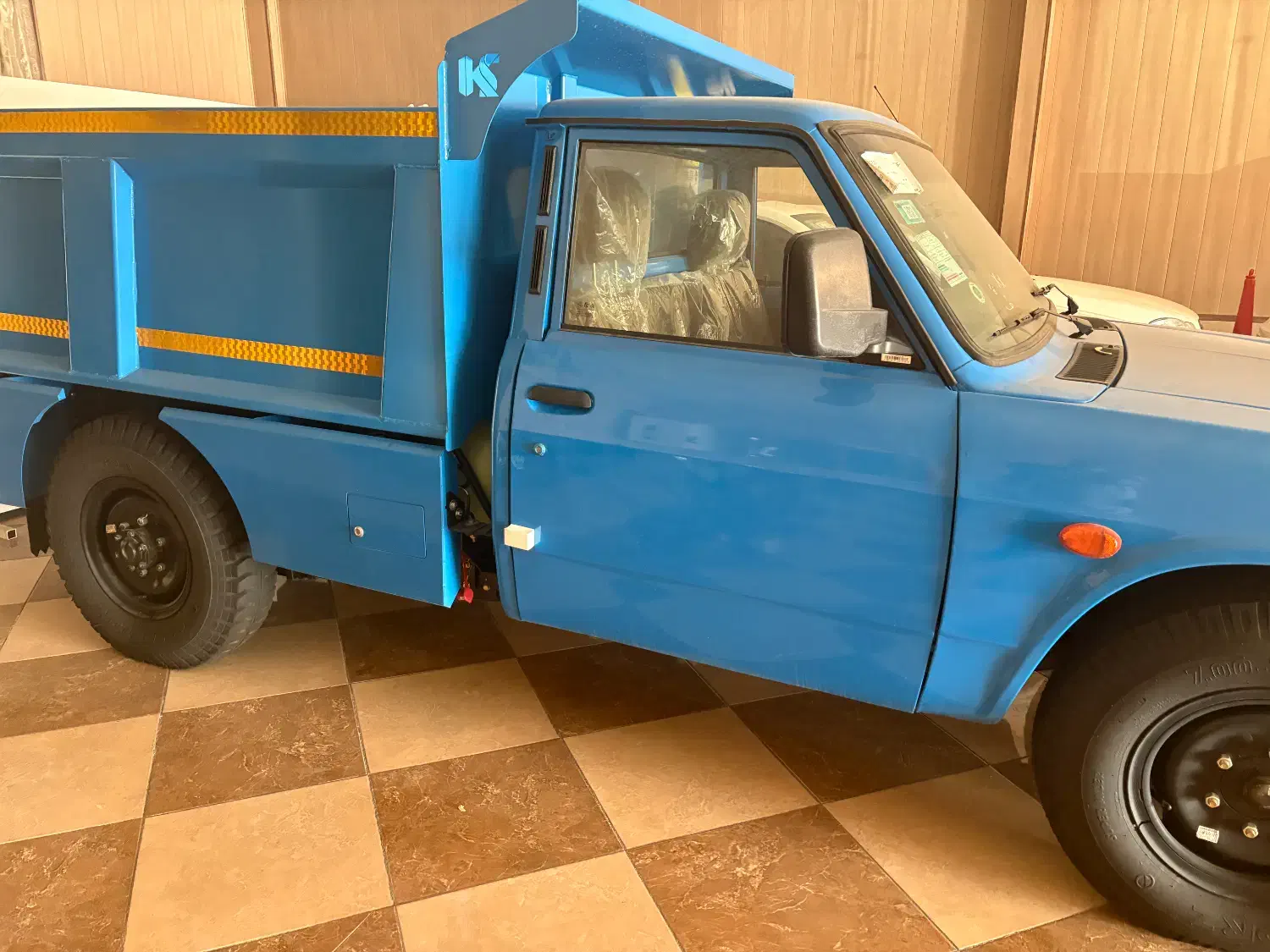 نیسان کمپرسی کارخانه|خودرو سواری و وانت|سیرجان, |دیوار