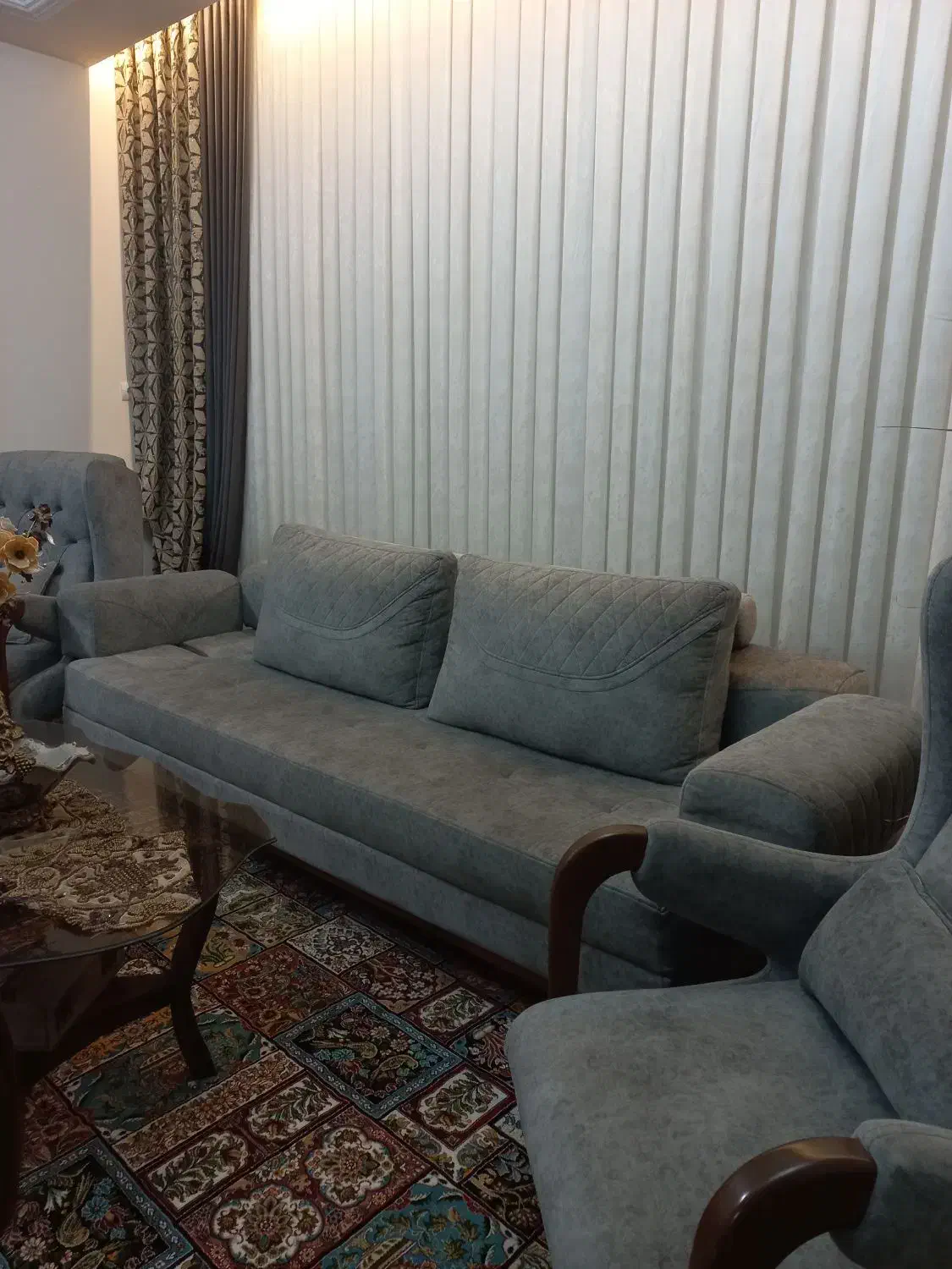 فروش مبل ۵ نفره چوب راش شناسنامه دار|مبلمان خانگی و میز عسلی|گرمسار, |دیوار