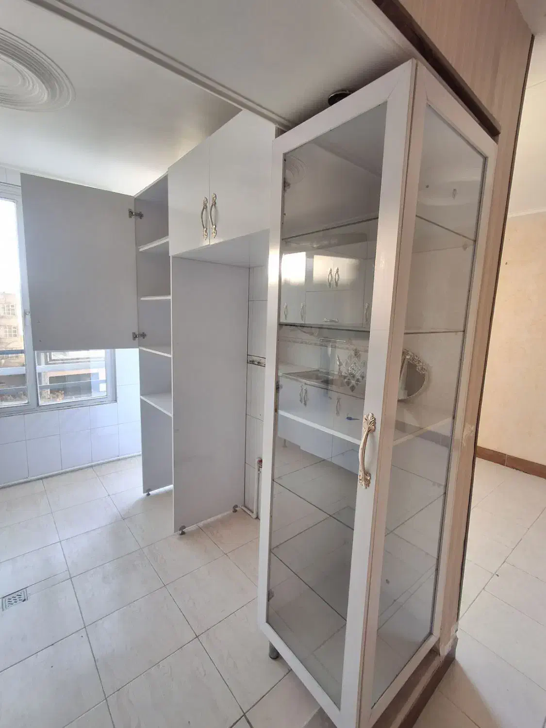 کابینت کار کرده MDF درحد نو|مصالح و تجهیزات ساختمان|قزوین, |دیوار