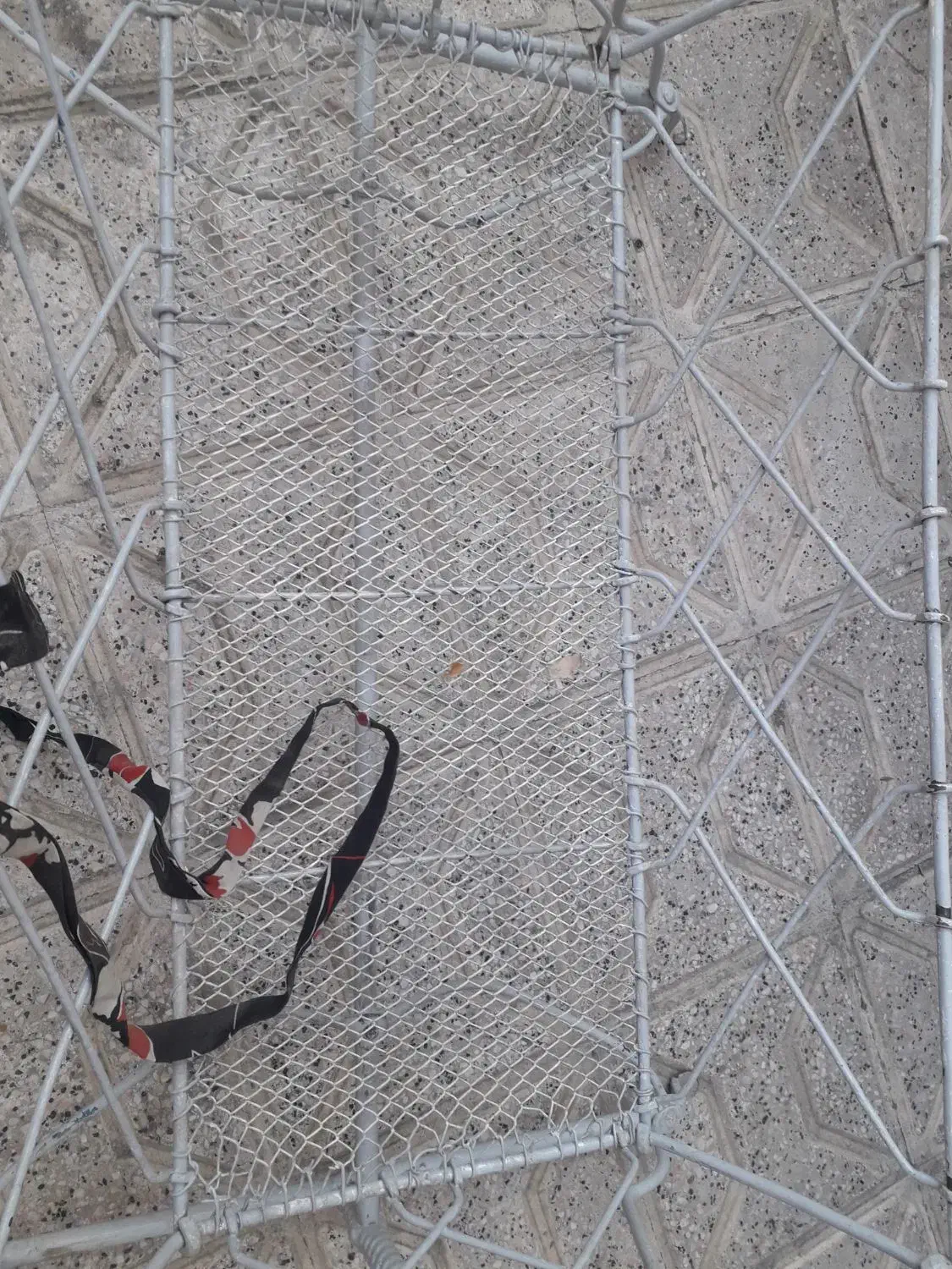 گهواره اهنی|تخت و صندلی بچه|مشهد, تلگرد|دیوار