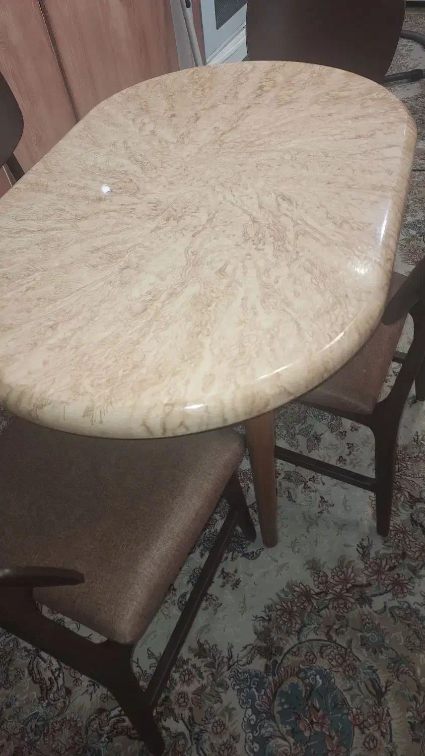 میز ۴ نفره|میز و صندلی غذاخوری|شهرکرد, |دیوار