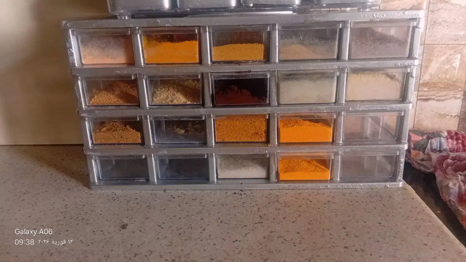 جاادویه|ظروف نگهدارنده، پلاستیکی، یک‌بارمصرف|آران و بیدگل, |دیوار