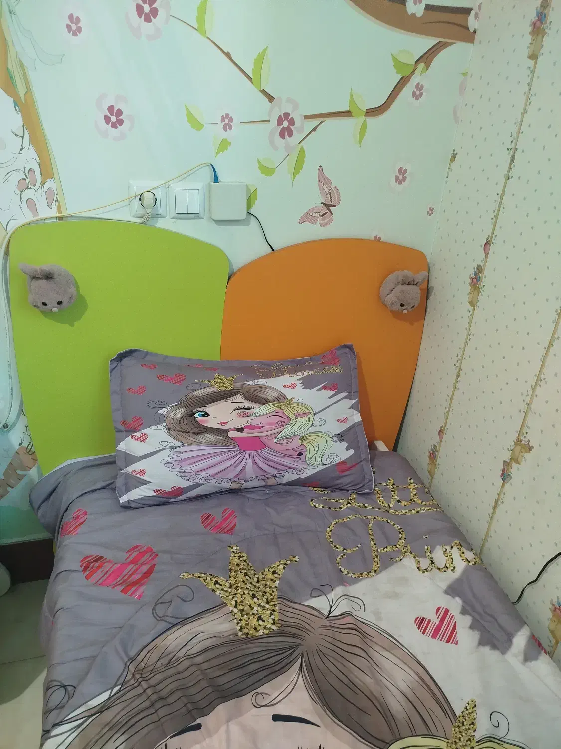 سرویس اتاق خواب|تخت و سرویس خواب|تربت‌حیدریه, پائین ولایت|دیوار