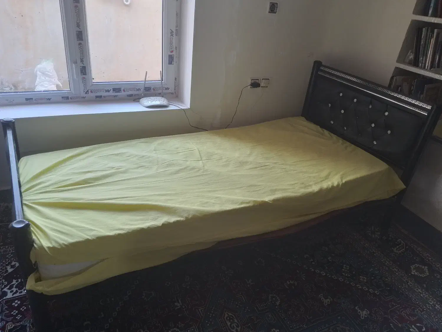 تخت خواب یک نفره با تشک|تخت و سرویس خواب|مهاباد (آذربایجان غربی), |دیوار