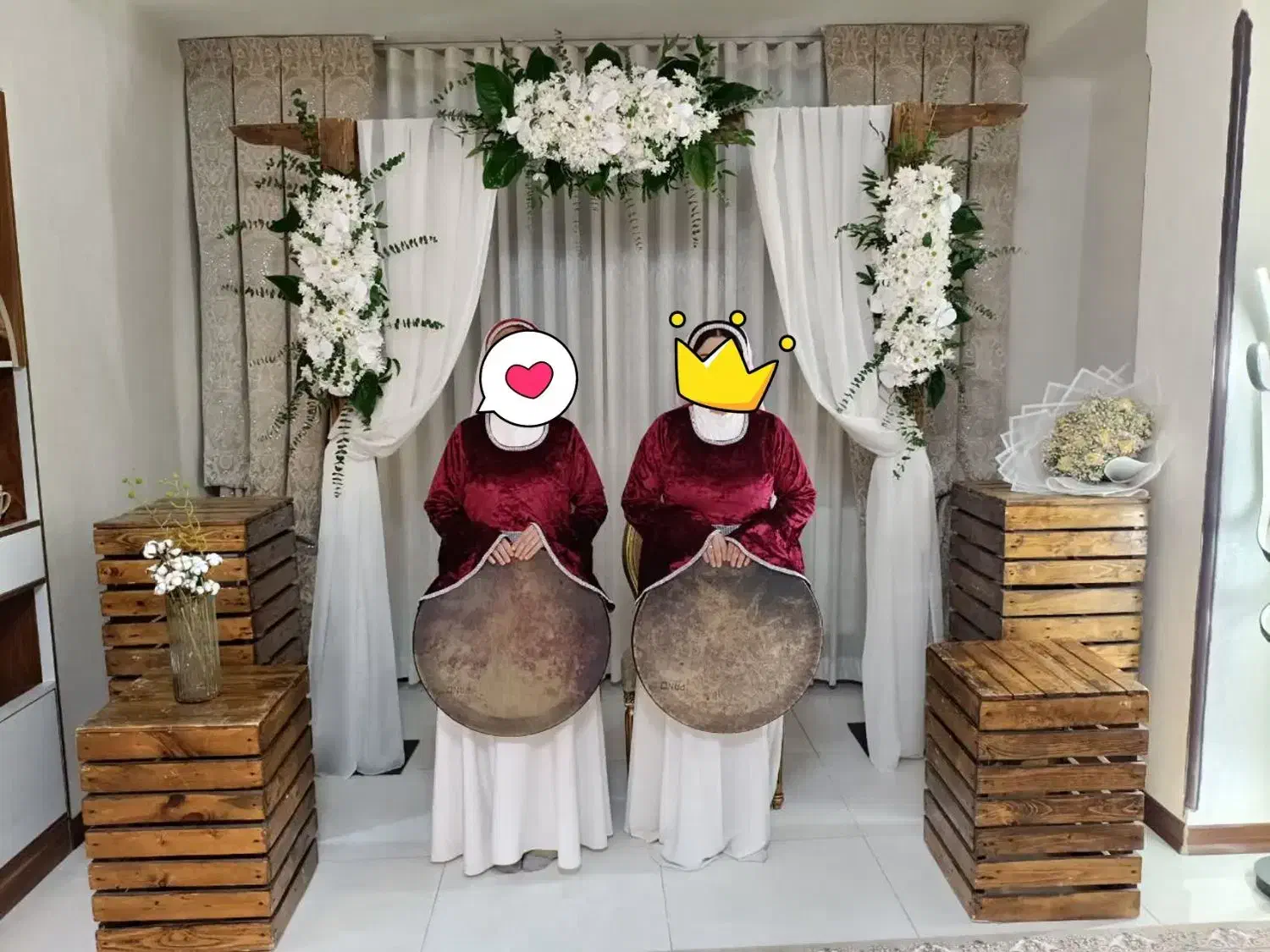 دف نواز.ساز|سازهای سنتی|گلستان (تهران), |دیوار