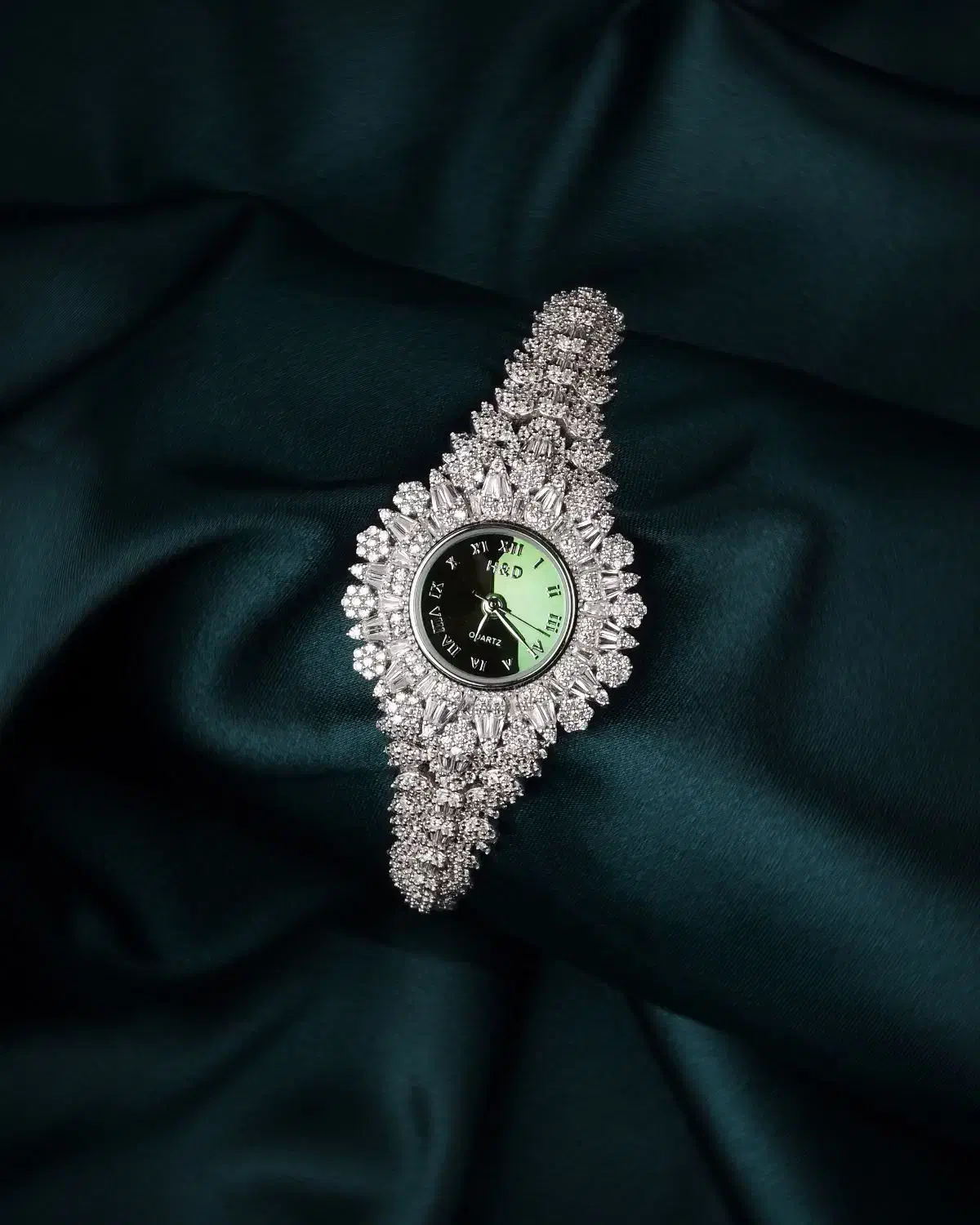 ساعت نقره موتور سبز زمردی موتور ژاپن میوتا ضد آب۸۳|بدلیجات|تبریز, |دیوار