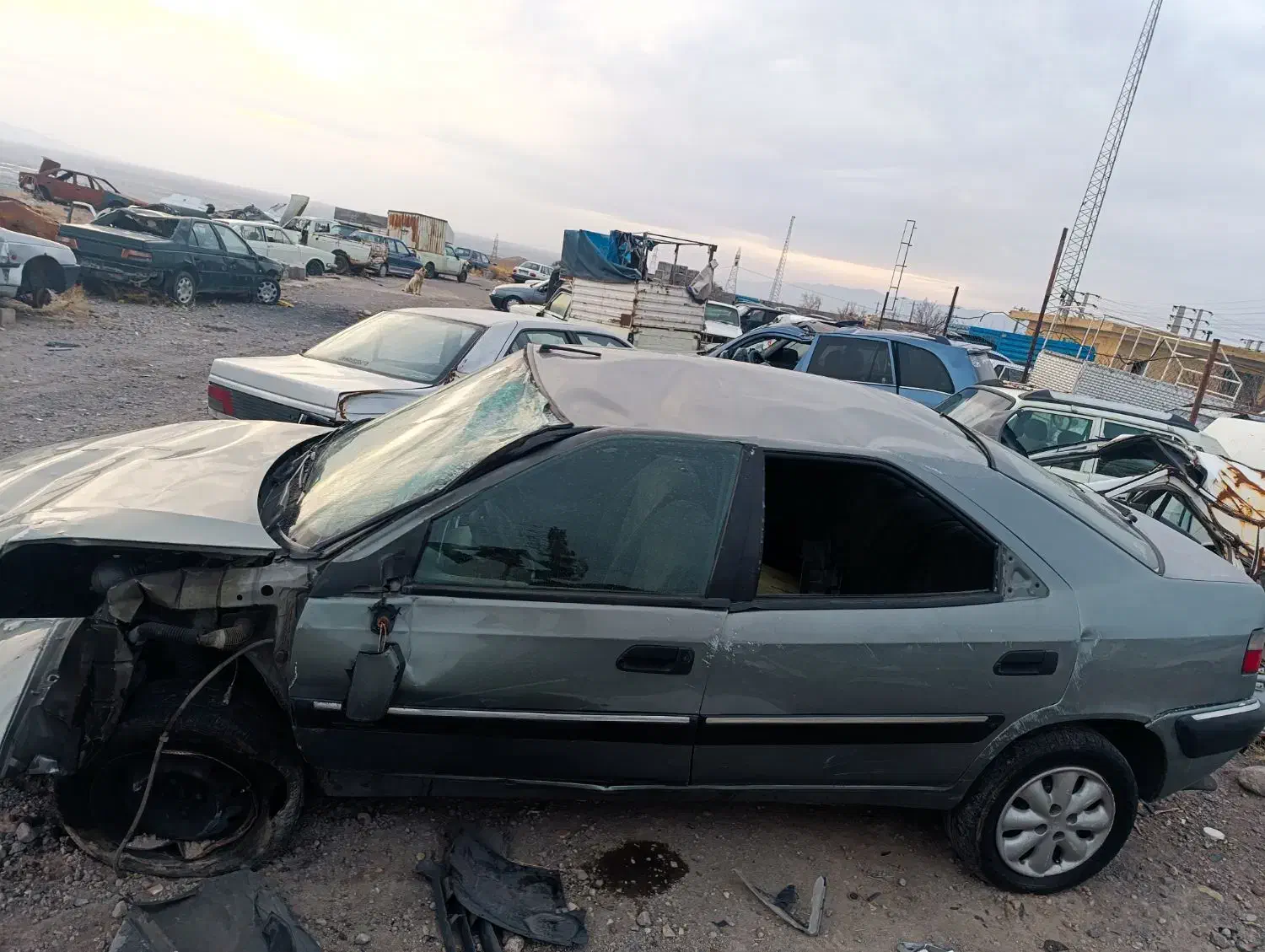 خودرو زانتیا تصادفی|خودرو سواری و وانت|سهند, |دیوار