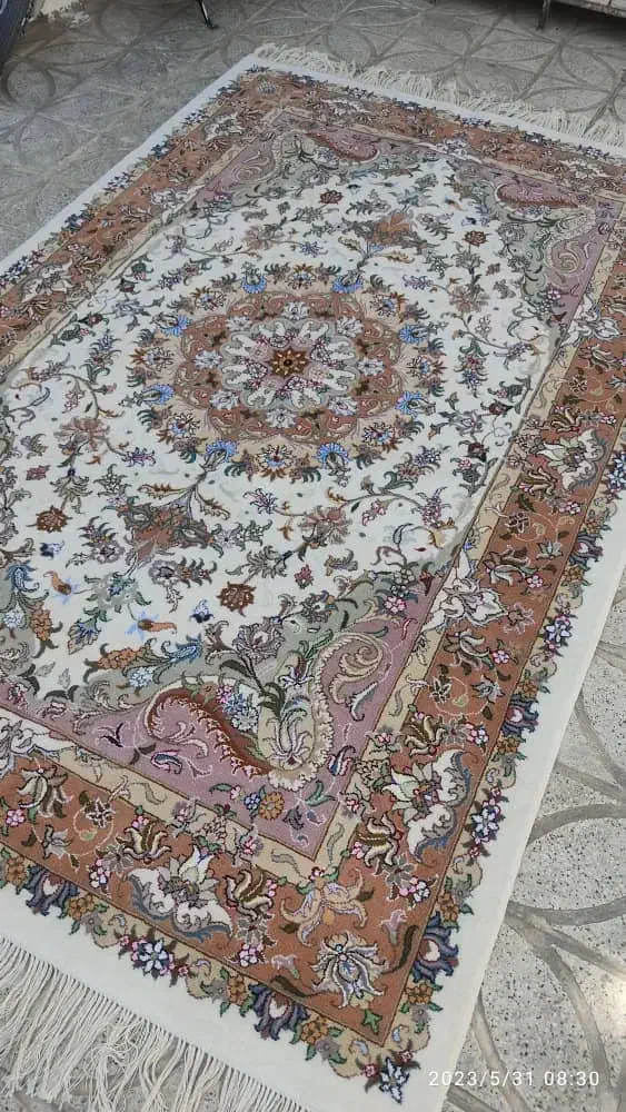 خرید و فروش انواع فرش دستبافت با قیمت منصفانه|فرش|تبریز, |دیوار