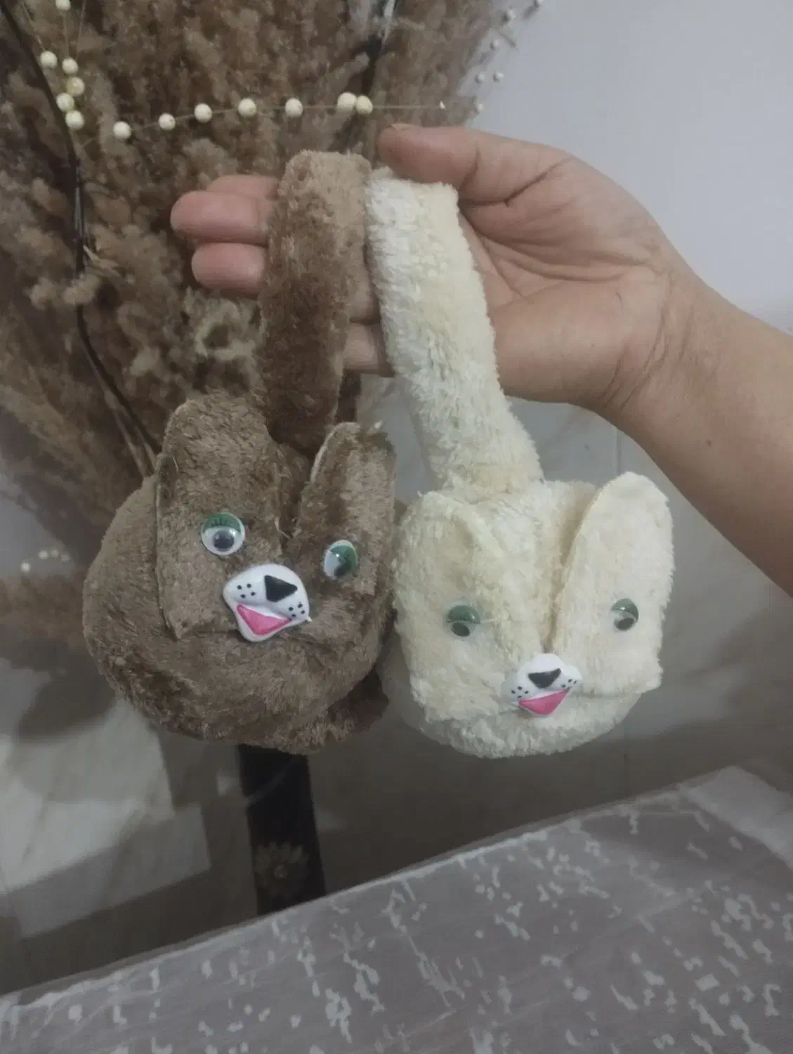 گوش گیر بچه گانه|کفش و لباس بچه|فسا, |دیوار