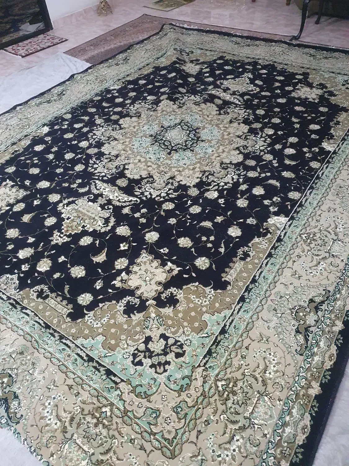 فرش ۳×۴ سالم|فرش|ارومیه, |دیوار