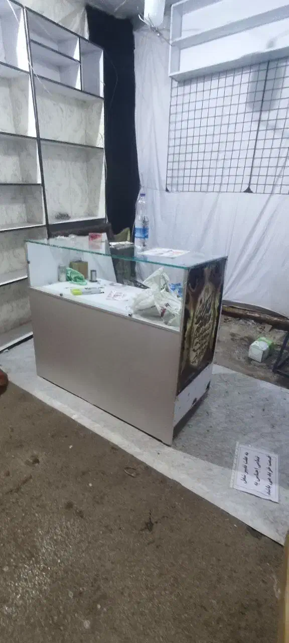 میز و ویترین|بوفه، ویترین، کنسول|سرعین, |دیوار