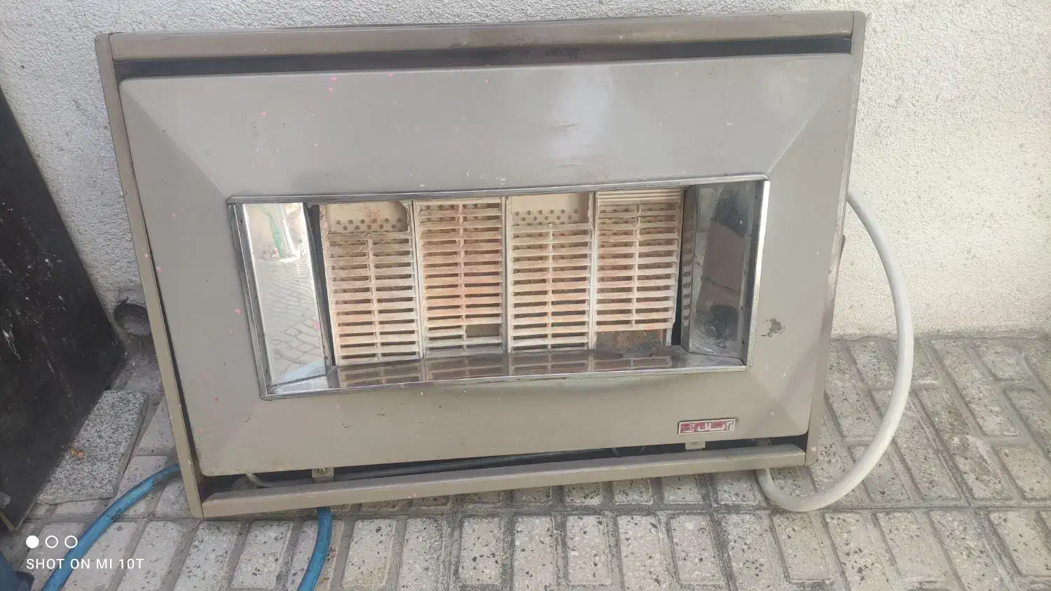 دو عددبخاری دیواری و بدون هوا کش|بخاری، هیتر، شومینه|شیراز, سفیرشمالی|دیوار