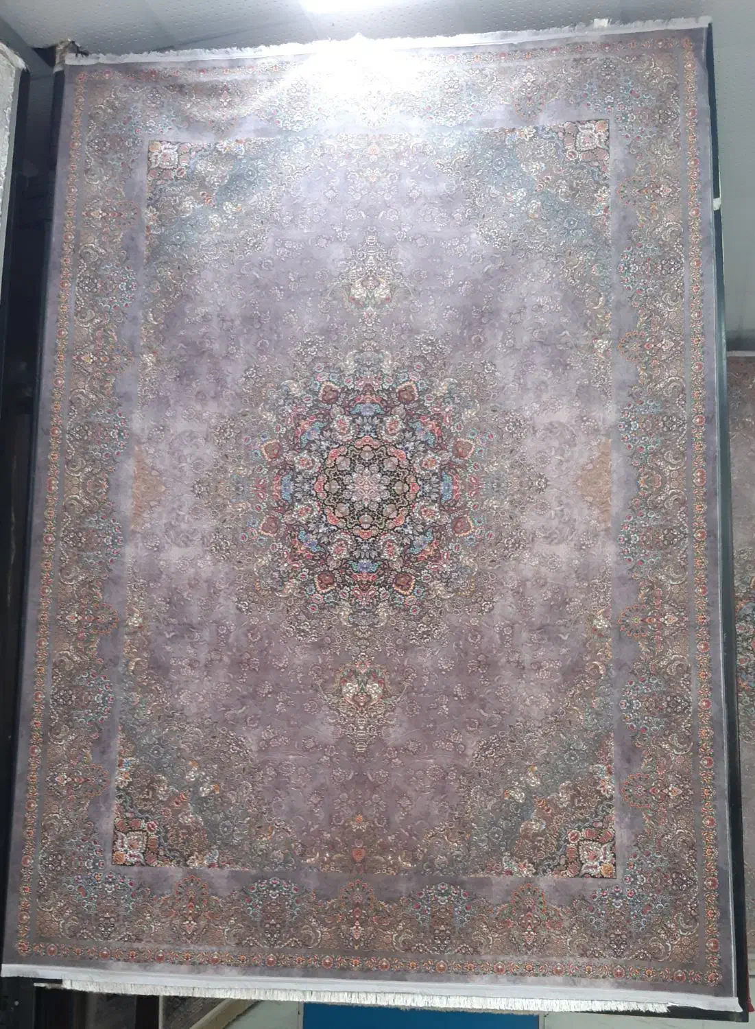 فروش فرش ۱۲۰۰ شانه محتشم نو پلمب|فرش|جیرفت, |دیوار