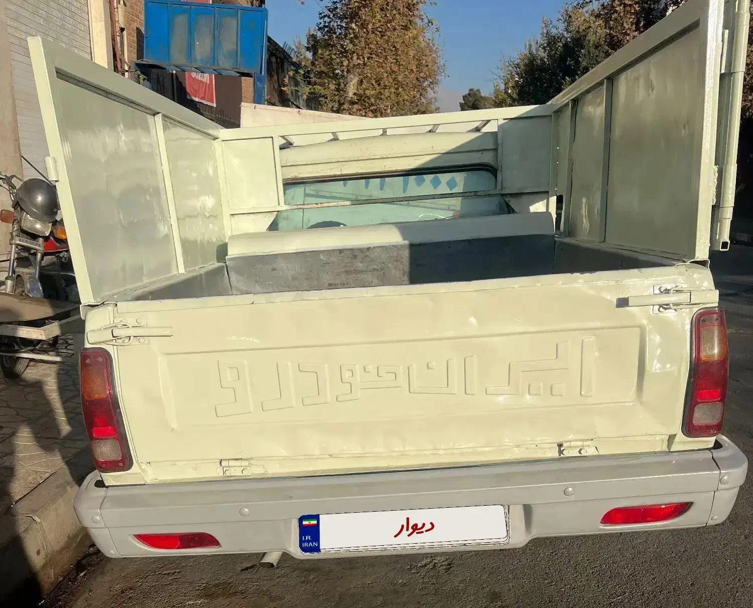 وانت دوگانه سوز شرکتی کارخانه مدل ۹۲|خودرو سواری و وانت|تهران, اتحاد|دیوار