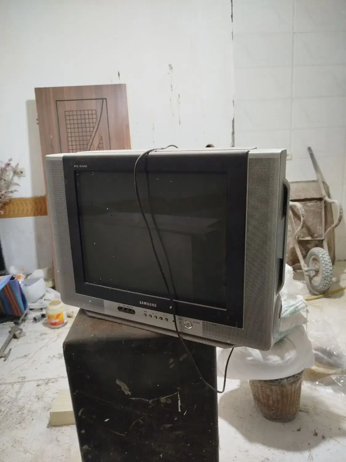 لوازم منزل آبگرمکن تلوزیون|تلویزیون و پروژکتور|قم, شهید صیاد شیرازی|دیوار