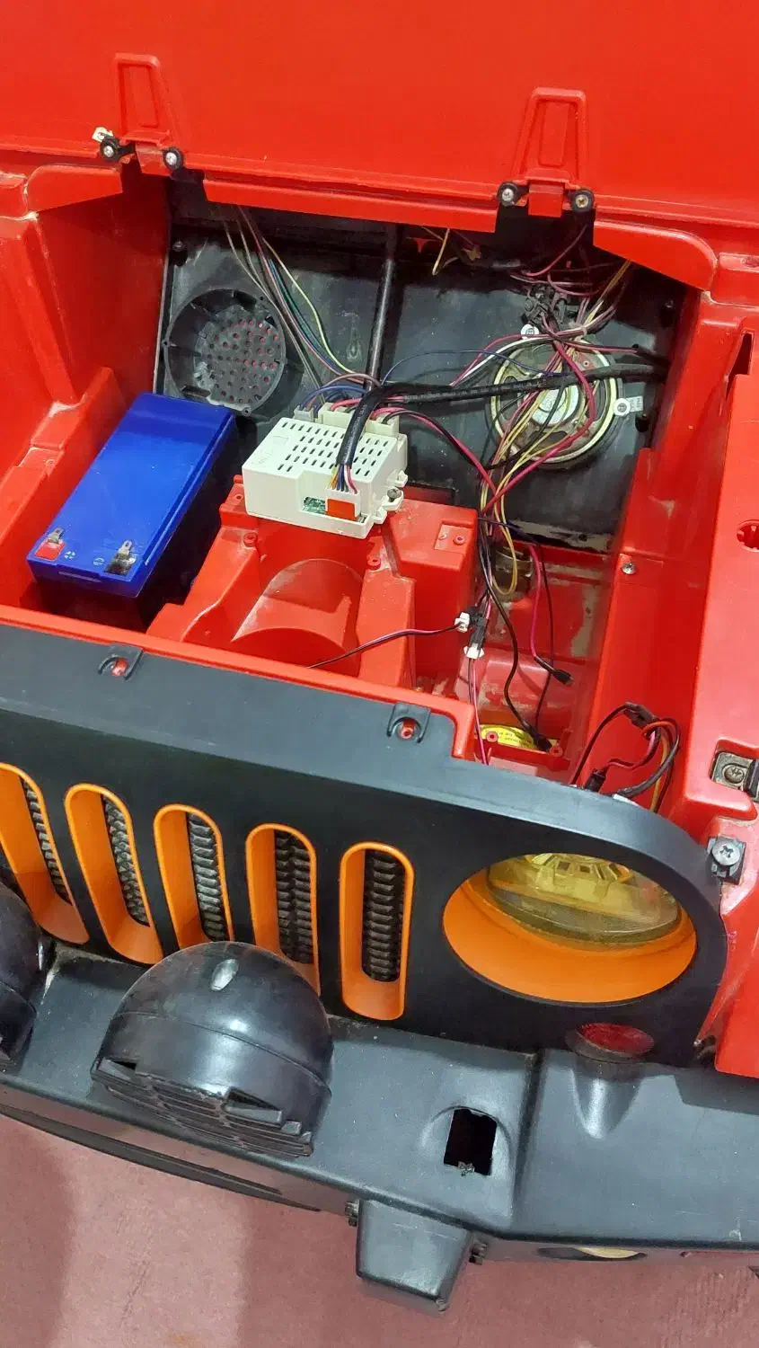 ماشین شارژی|اسباب‌بازی بچه|اهواز, کوی مهدیس|دیوار